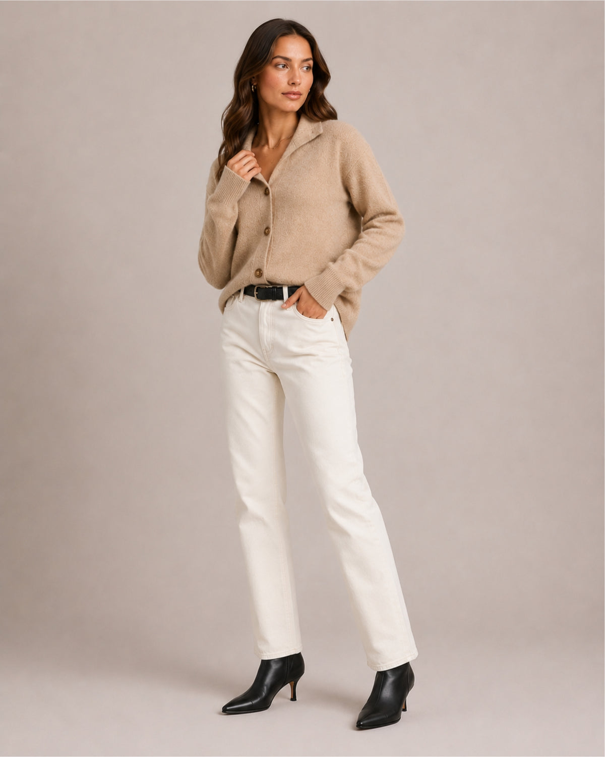 Women's Button-Up Knitted Cardigan with Collar